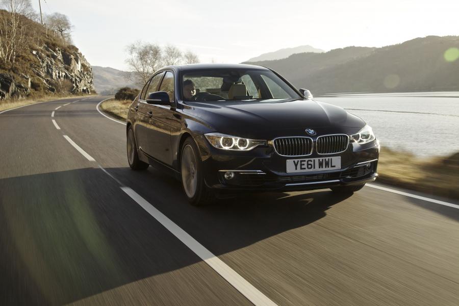  BMW 335iLuxury 2012 года  (UK) (фото 26 из 33)